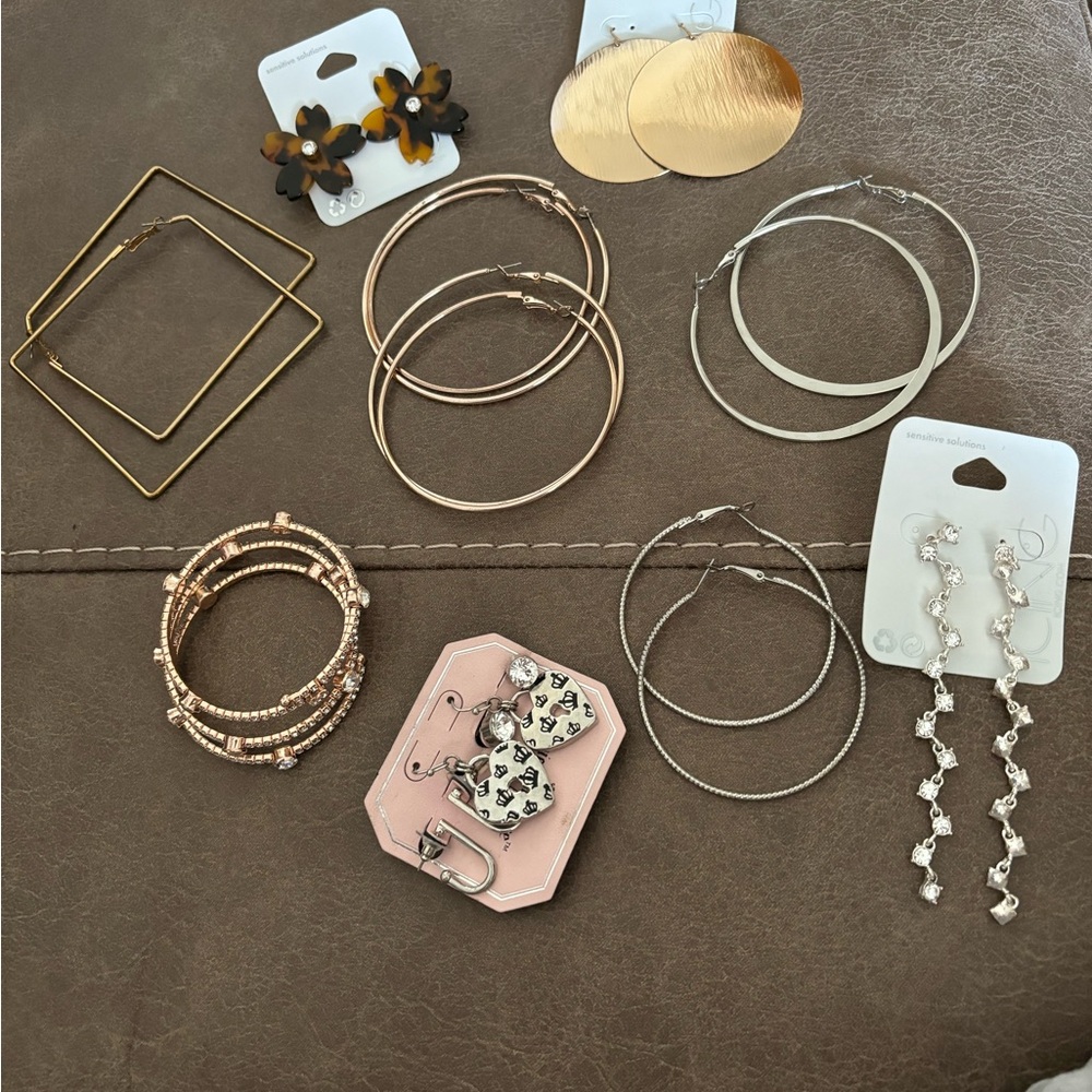 11 pieces of jewelry! ✨😊Elegant Women's Jewelry Set - Gold and Silver